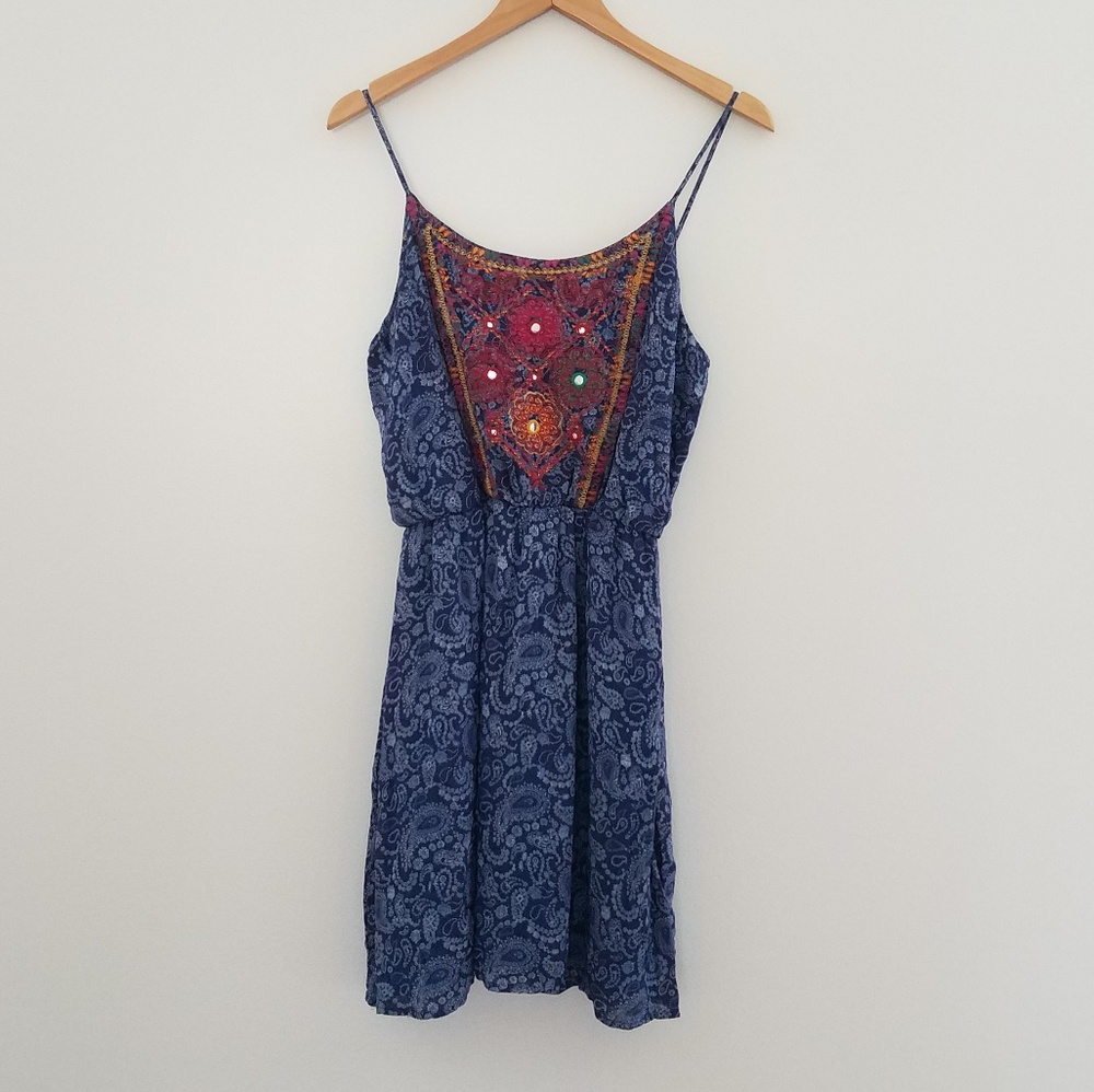 Francesca's blue paisley dress large NWT